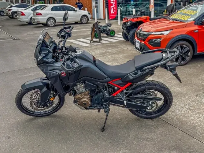 Honda CRF 1100 África twin DCT ano 2023