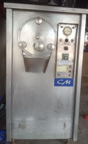 Máquina de sorvete de massa e açaí 