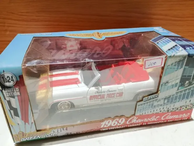 Camaro SS 1969 - Greenlight - Escala 1:24 - 53rd Indianapolis 500 Edition