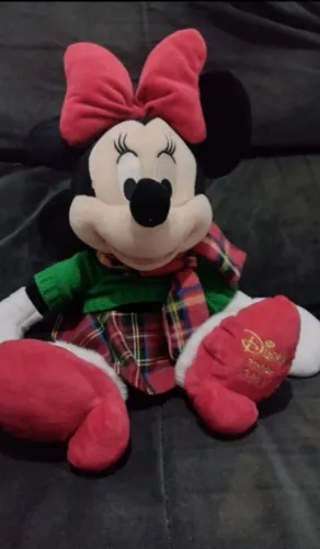 Boneco de Pelúcia Minnie Vermelha Natalina - Disney store