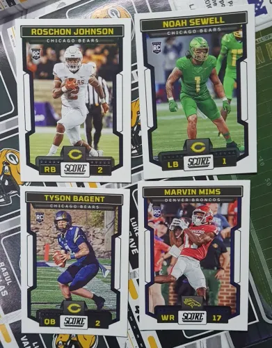 4 Cards de Futebol Americano Score Rookies