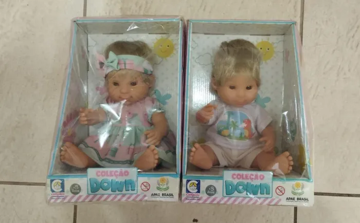 Bonecas Coleção Down - Menina e Menino
