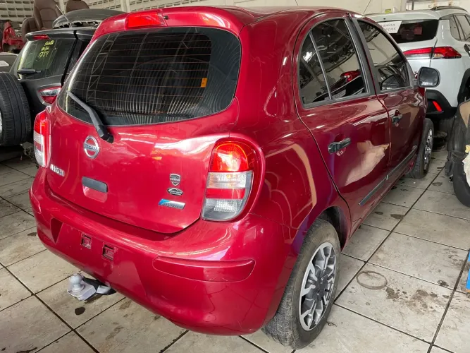 Sucata Nissan March 1.0 16v 2013 
