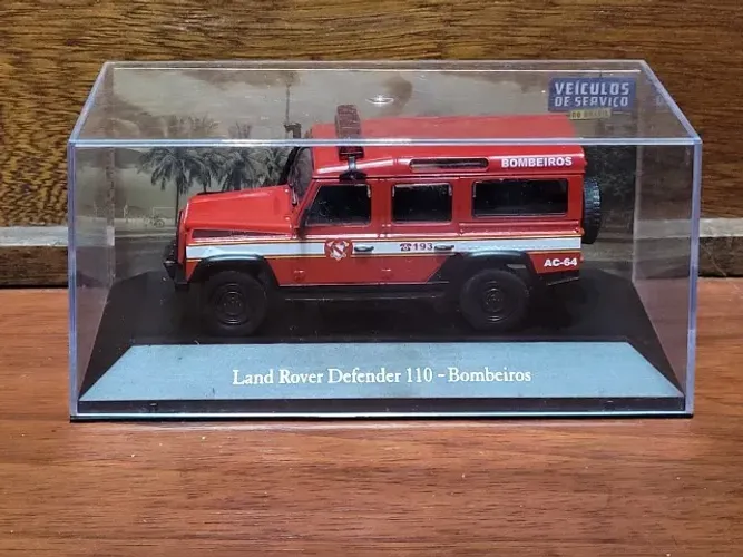 Land Rover Defender 110 Bombeiros Coleção Veículos de Serviço do Brasil - Miniatura 1/43