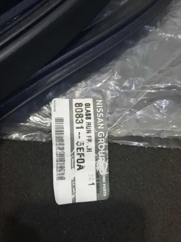 Guarnição de borracha de porta Nissan Versa 2020 a 2024