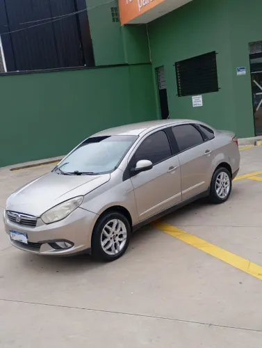 Fiat Grand Siena Essence Dual. 1.6 Flex 16V 2013