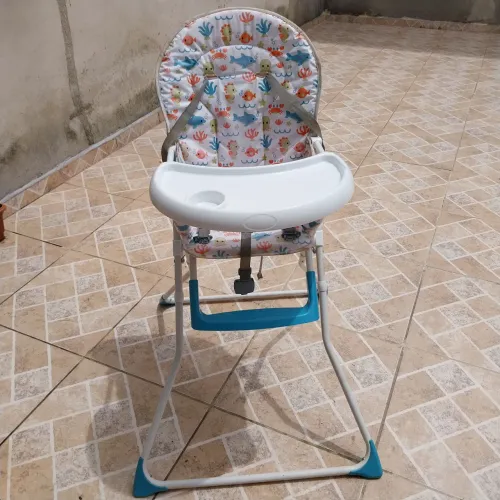 Cadeirão de bebê 