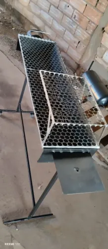 Churrasqueira para Espetinho 1 metro x28 de largura 