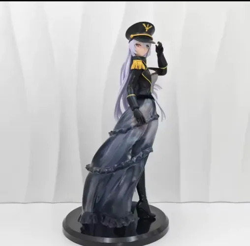 Estatueta Anime Kitagawa Marin em seu cosplay 