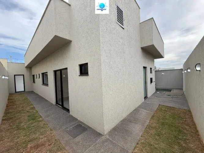 Casa em Condomínio - 3 Suítes no Parque Ville Pinheiros - Aparecida de Goiânia/GO