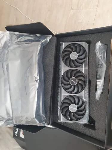 RTX 5070ti 16GB ASUS Prime C/Caixa e Acessórios - OLX Pay