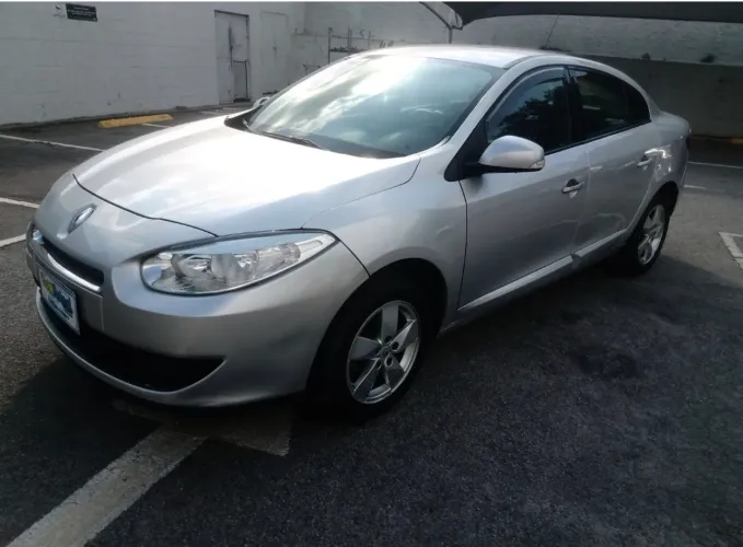 Renault Fluence Sed. Dynamique 2.0 16V Flex Aut. 2012