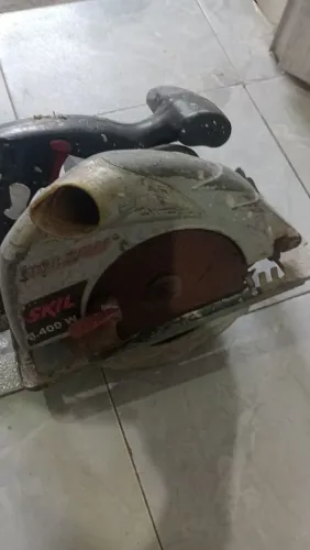 Máquina de serra 1400w