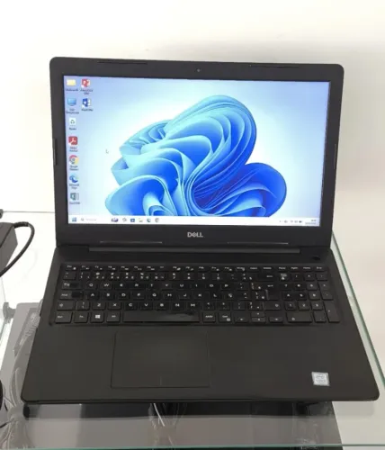 Notebook Dell Vostro 15 | i5-8265U | 4GB | 128GB SSD | UHD 620 | 15.6