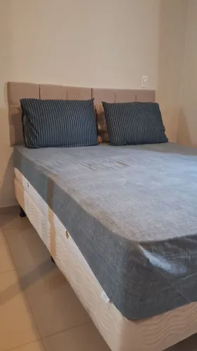 Cama Box Queen 