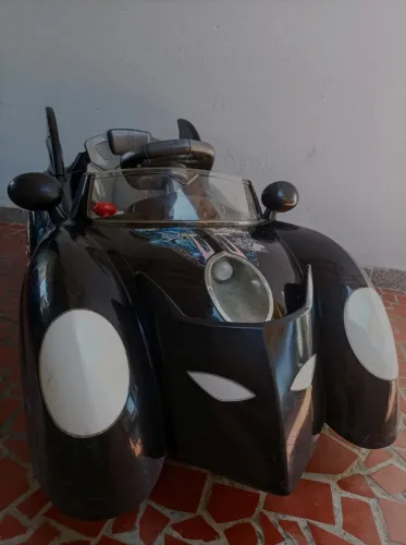 Carrinho elétrico infantil 12V