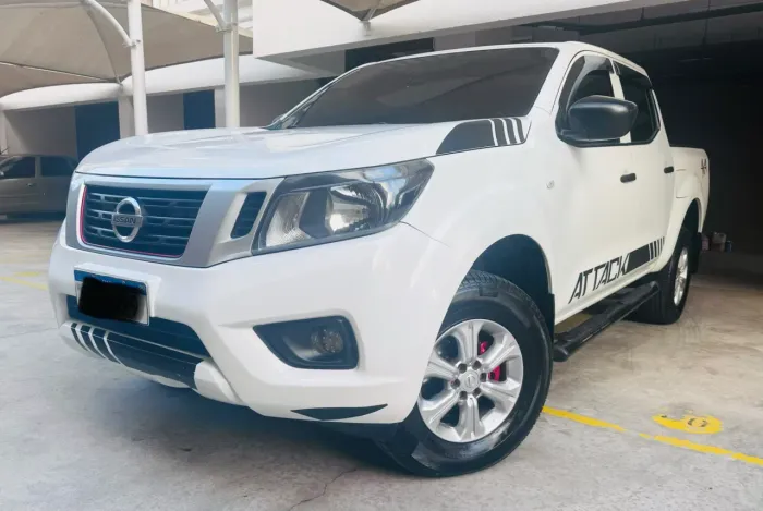 Nissan Frontier S CD 4X4 2.3 TB Diesel Mec. 2021