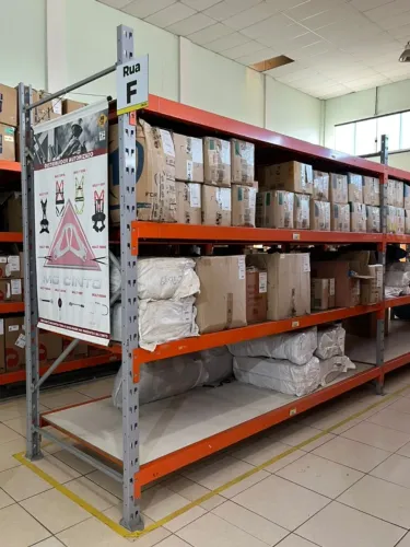 Prateleiras industriais desmontável