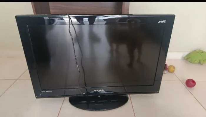 TV 32 polegadas não é smart