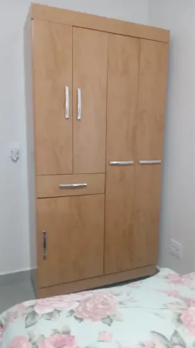 Guarda roupa solteiro