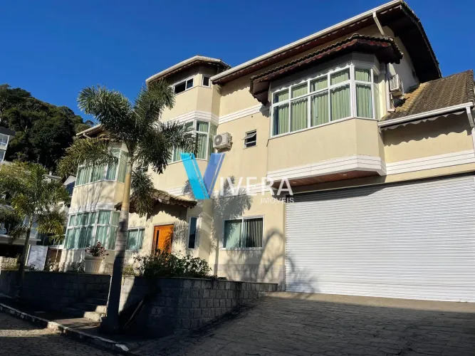 Casa Alto Padrão em Tijuca, Teresópolis/RJ