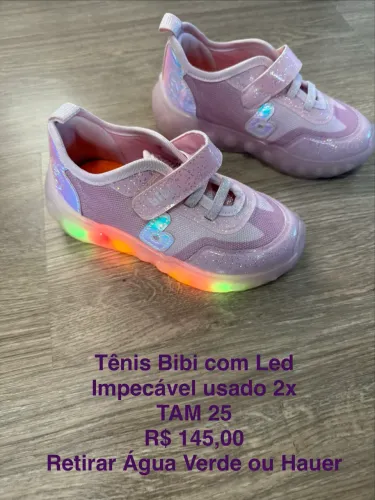Tênis infantil Bibi com LED