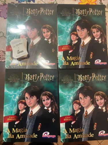 Lote com 4 álbuns COMPLETOS Harry Potter