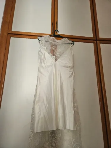 Vestido de noiva bordado ( nunca usado)