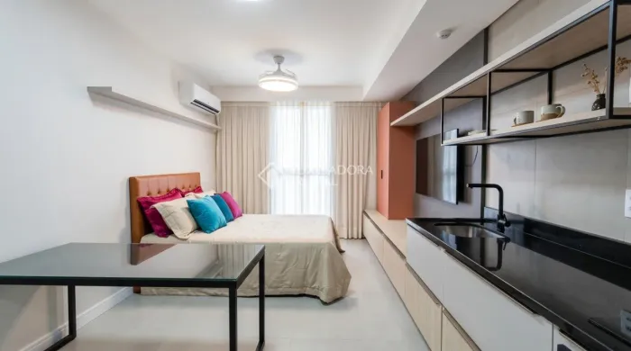 Studio mobiliado em frente ao HU com 39,94m²
