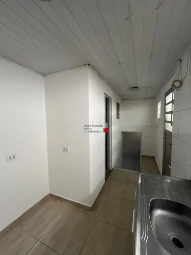 Casa para locação na Vila Diva, São Paulo-SP: 1 quarto, 1 banheiro, 35m². Confira já!