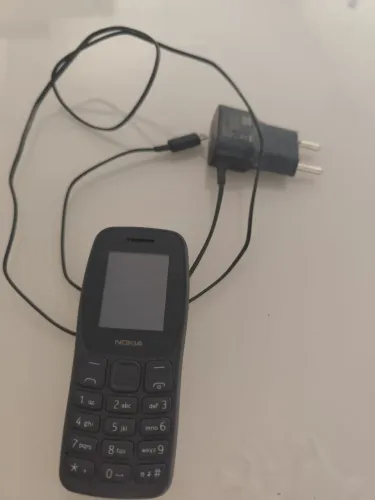 Celular Nokia simples 