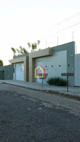 Casa com energia solar e 3 suítes à venda por R$ 1.600.000,00, Folha 32, Marabá, PA