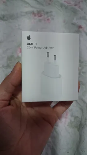 Vendo carregador iPhone 