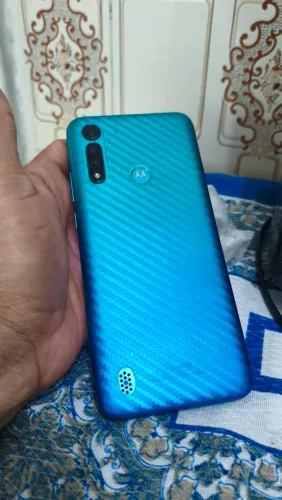 Moto g8 Power light