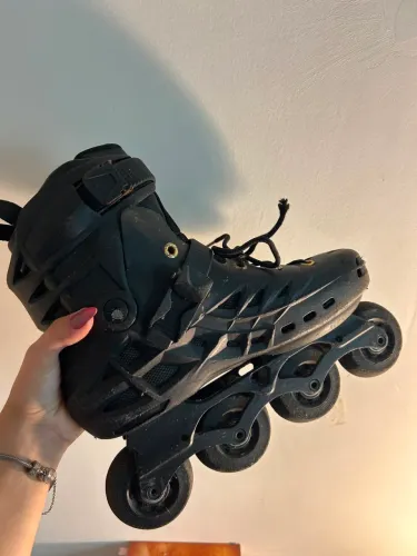 Patins Oxer Darkness Gold Freestyle semi novo