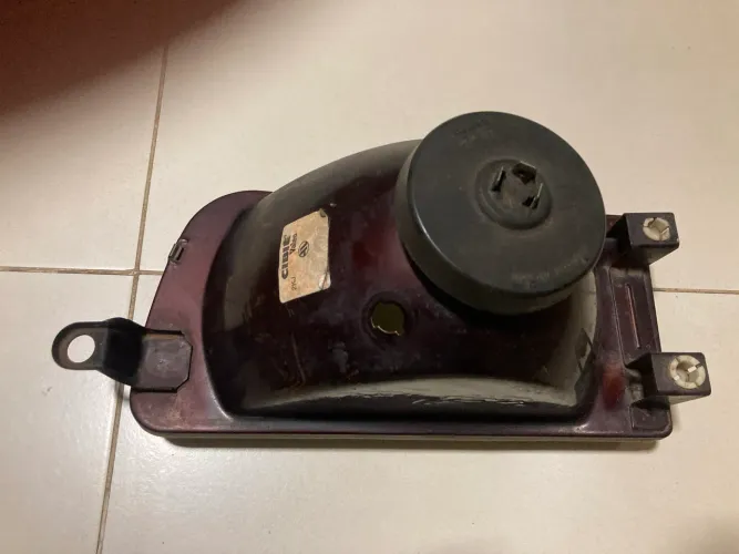 Farol antigo gol quadrado