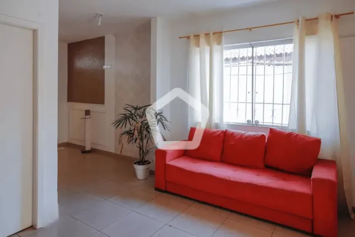 Casa de 6 quartos em Moema, São Paulo - Janelas amplas e boa iluminação!