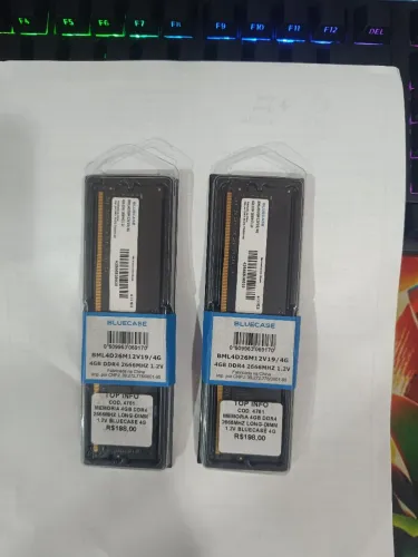 Duas Memórias RAM 4g DDR4