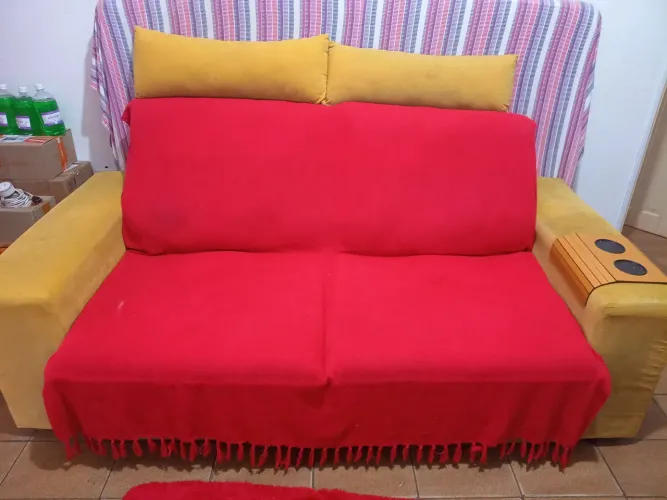 Sofá retrátil e reclinável 