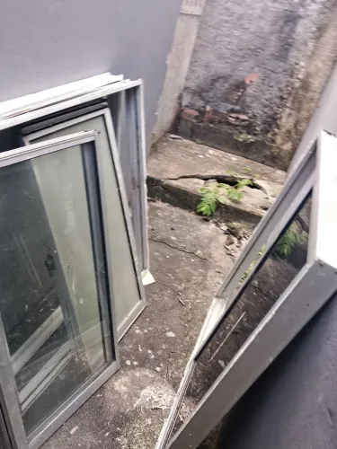 Vende_se está 3 janela