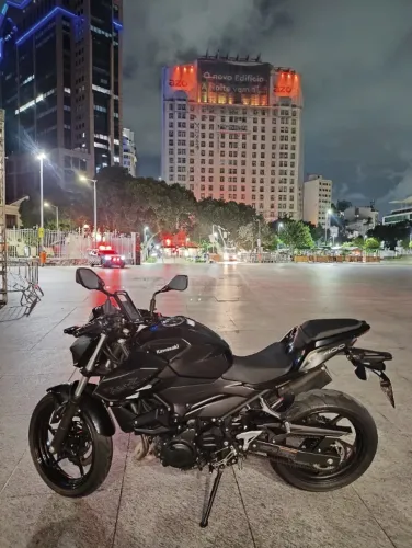 Kawasaki Z400 ALL BLACK - 2021