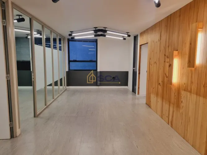 Conjunto comercial de 286m² com 6 vagas de garagem na Vila Olímpia - SP