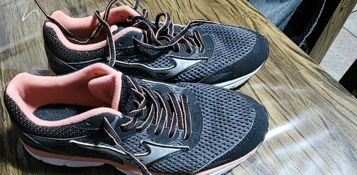 Tenis Mizuno 36