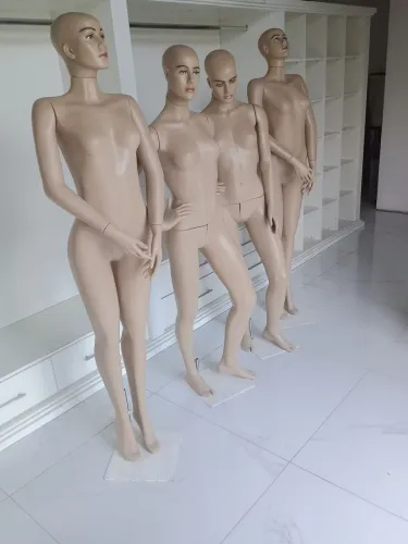 Manequins de Loja