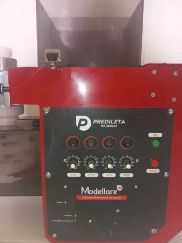 Máquina de Salgados Modellare