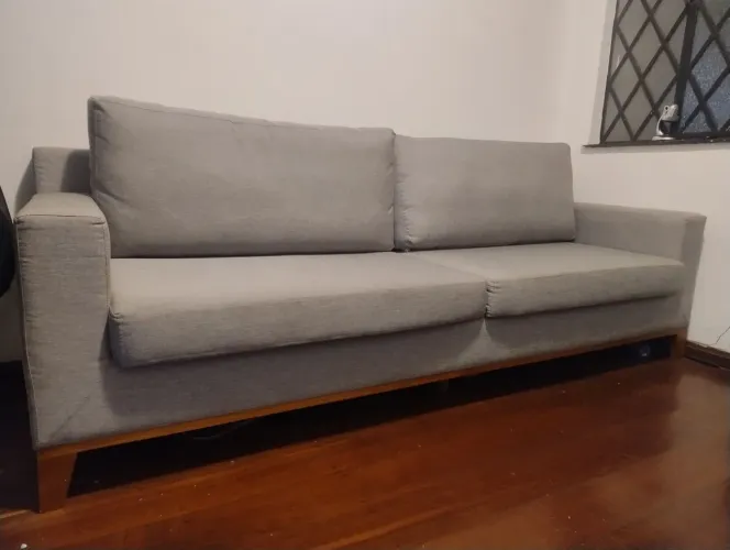 Sofá 4 lugares
