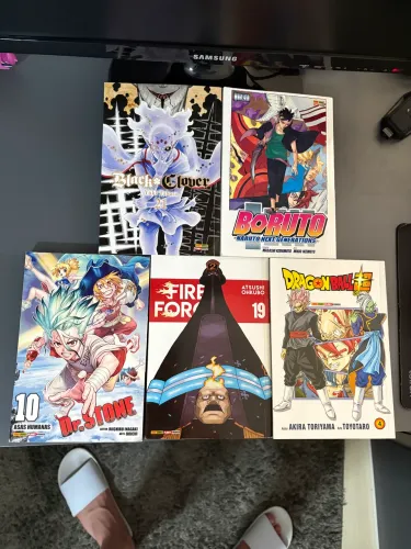 Mangás diversos- 10 reais cada