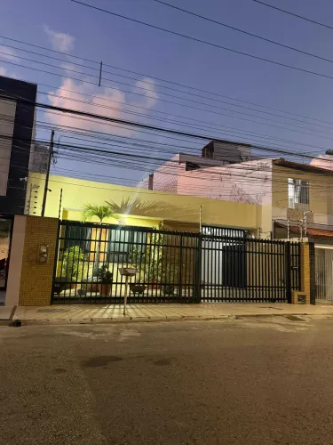 Casa térrea no bairro Suíça [207]