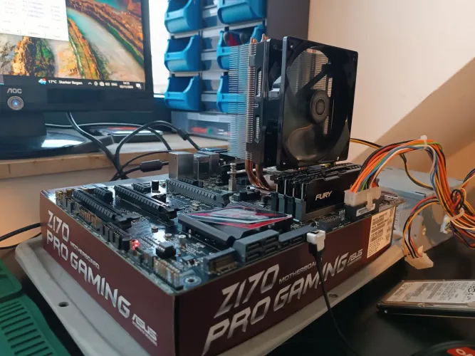 PC Gamer i5 6600K + 32GB DDR4 + ASUS Z170 Pro Gaming