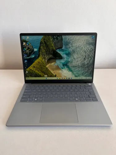 Dell Inspirion 14, i7, 32 GB, NVIDIA GeForce MX570